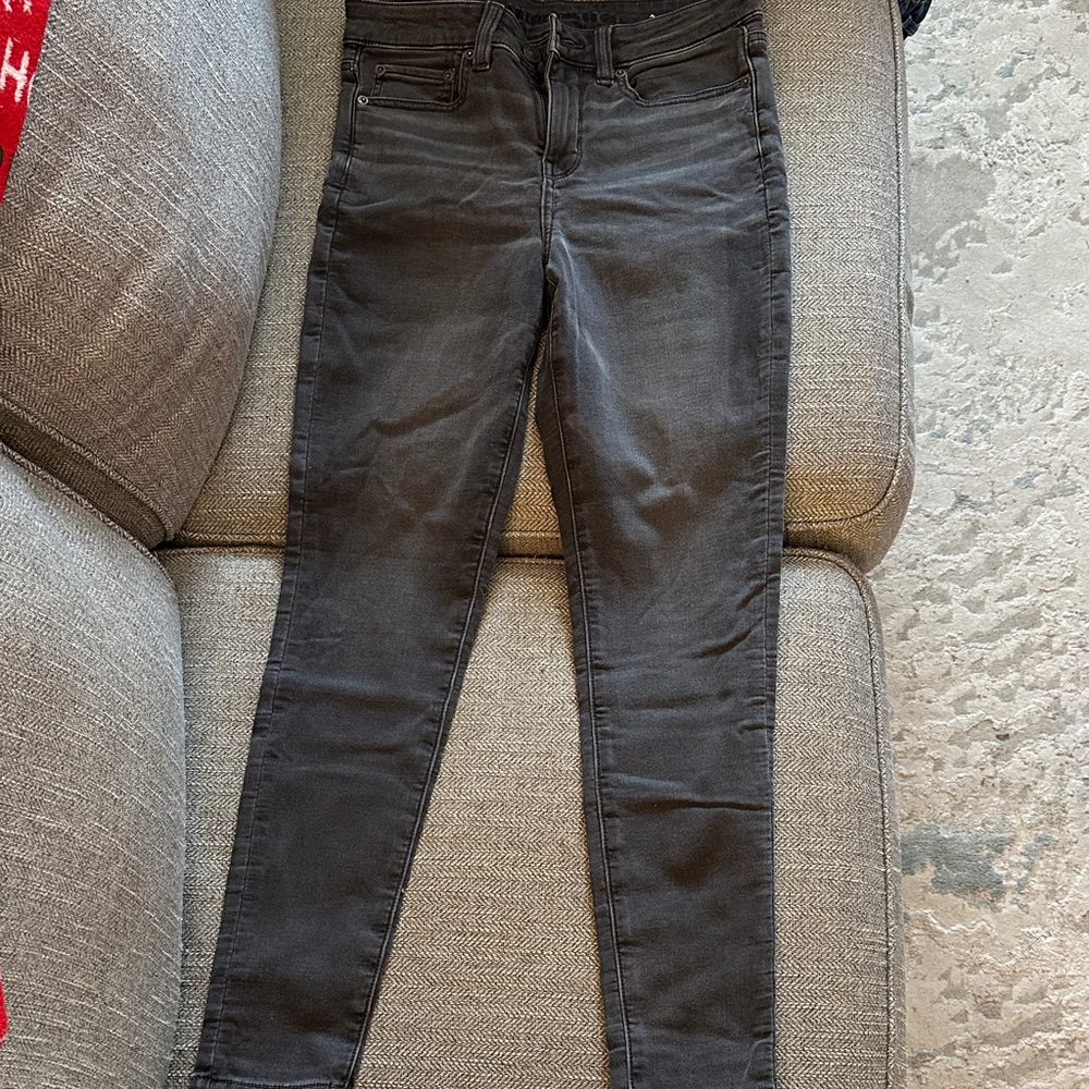 American Eagle Outfitters Charcoal Skinny Super Hi-Rise Jegging, Size 8